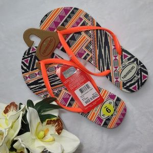 *NWT*   Havaianas Aztec Flip Flop Size US 9/10